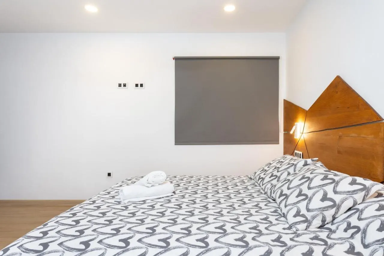 145 Santa Cruz Urban Deluxe By Sunkeyrents Apartment Spain