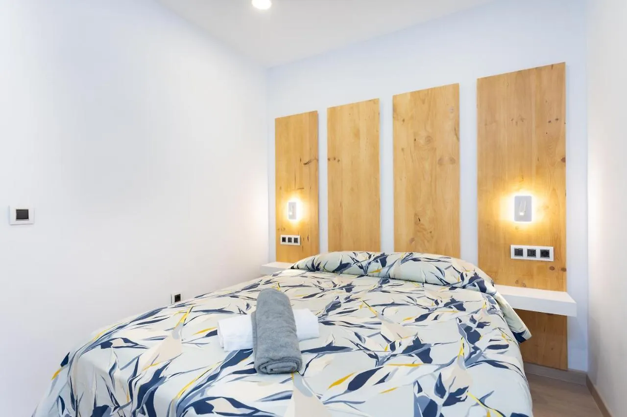 145 Santa Cruz Urban Deluxe By Sunkeyrents Apartment Spain